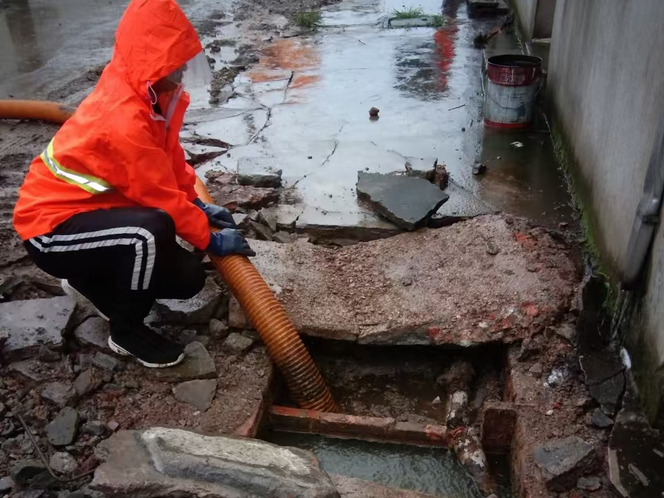 大埔专业清理污水池 炜誉市政以规范流程守护城市 “肠道”